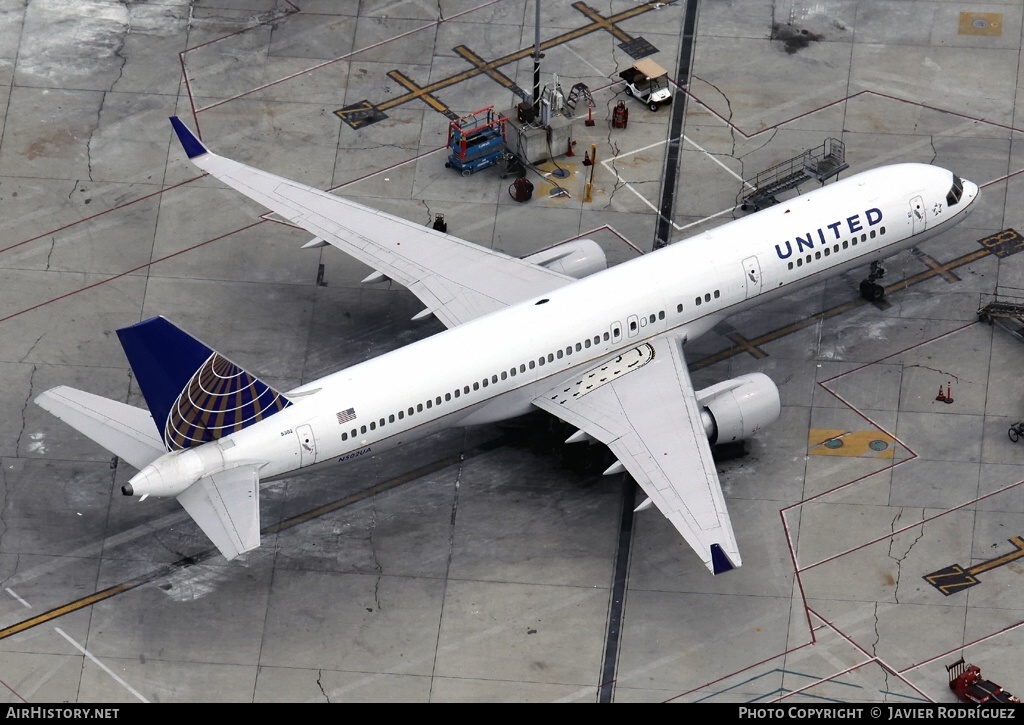 Aircraft Photo of N502UA | Boeing 757-222 | United Airlines | AirHistory.net #637777