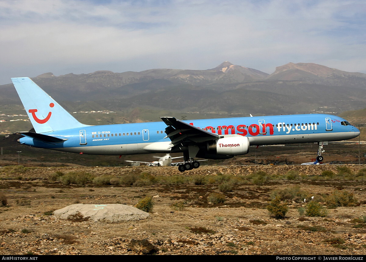 Aircraft Photo of G-BYAN | Boeing 757-204 | Thomsonfly | AirHistory.net #637778