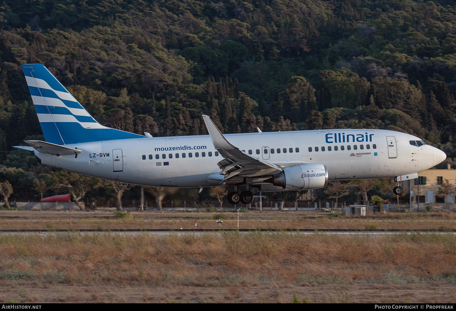 Aircraft Photo of LZ-BVM | Boeing 737-31S | Ellinair | AirHistory.net #637828