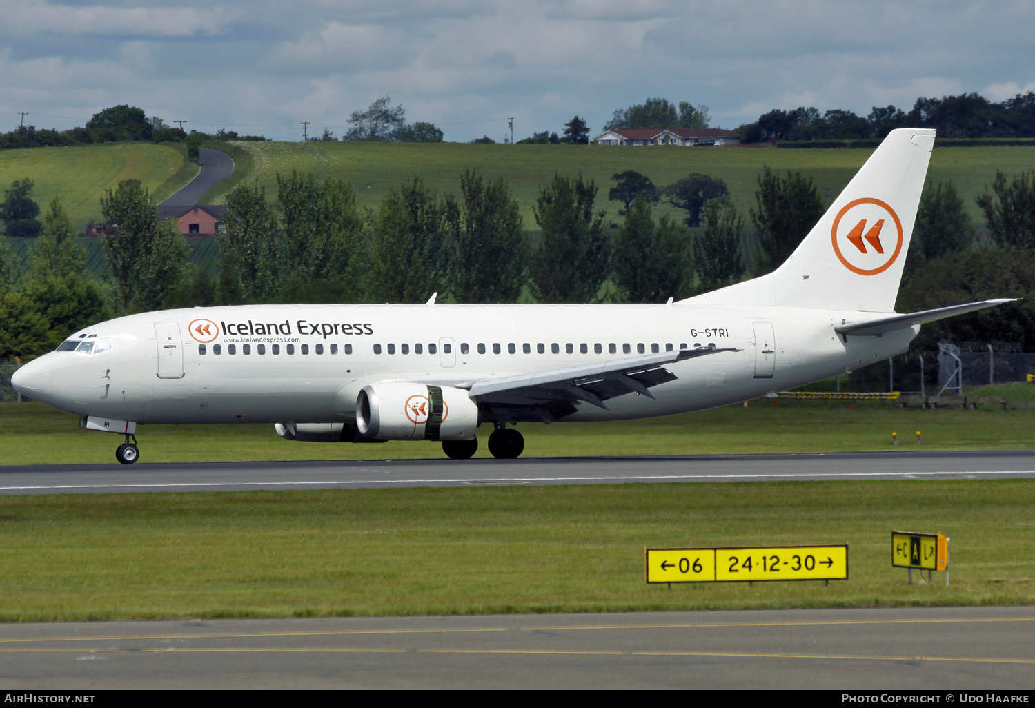 Aircraft Photo of G-STRI | Boeing 737-33A | Iceland Express | AirHistory.net #637959