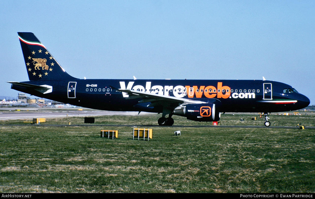 Aircraft Photo of EI-CUQ | Airbus A320-214 | Volare Airlines | AirHistory.net #637984