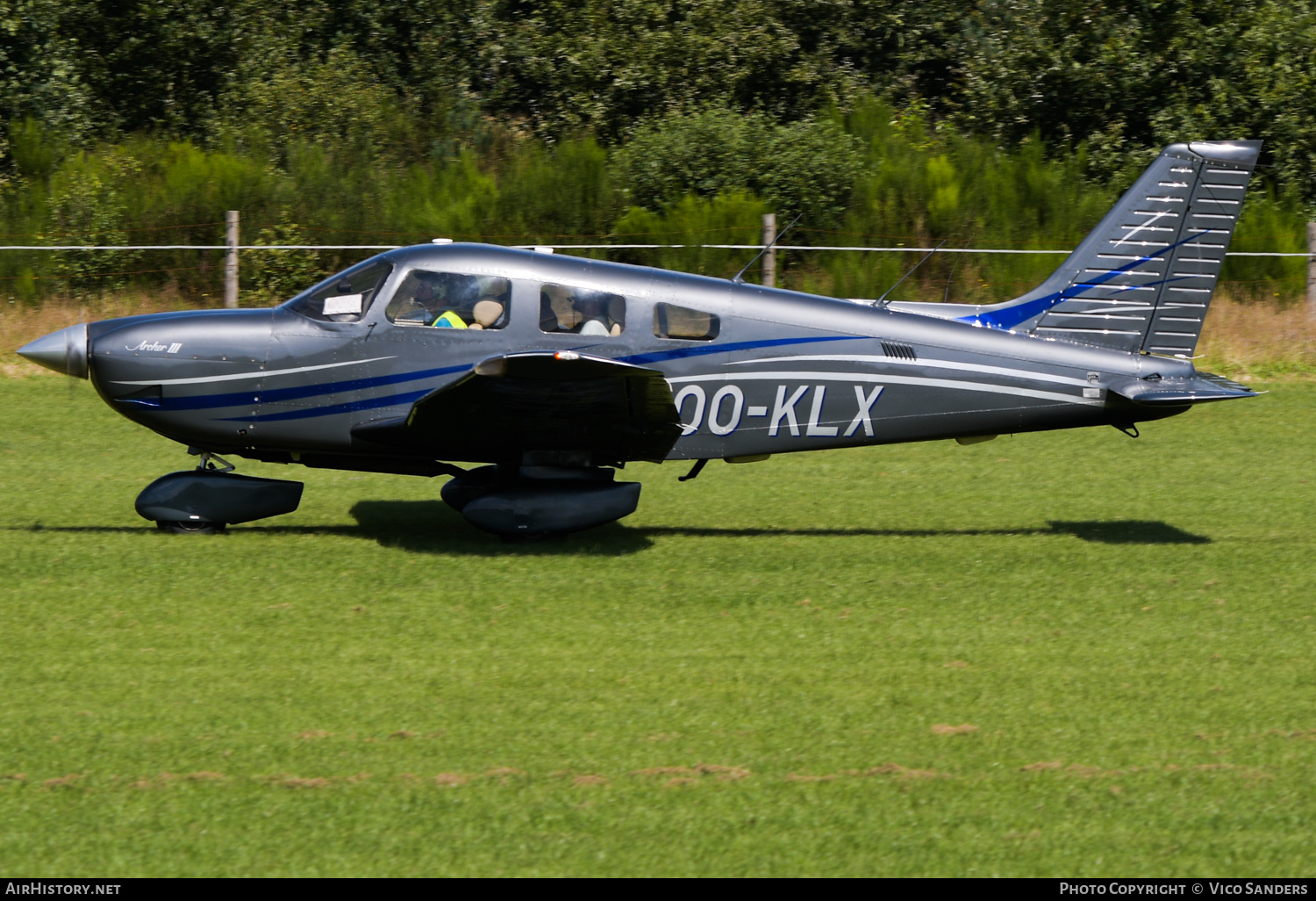 Aircraft Photo of OO-KLX | Piper PA-28-181 Archer III | AirHistory.net #638027