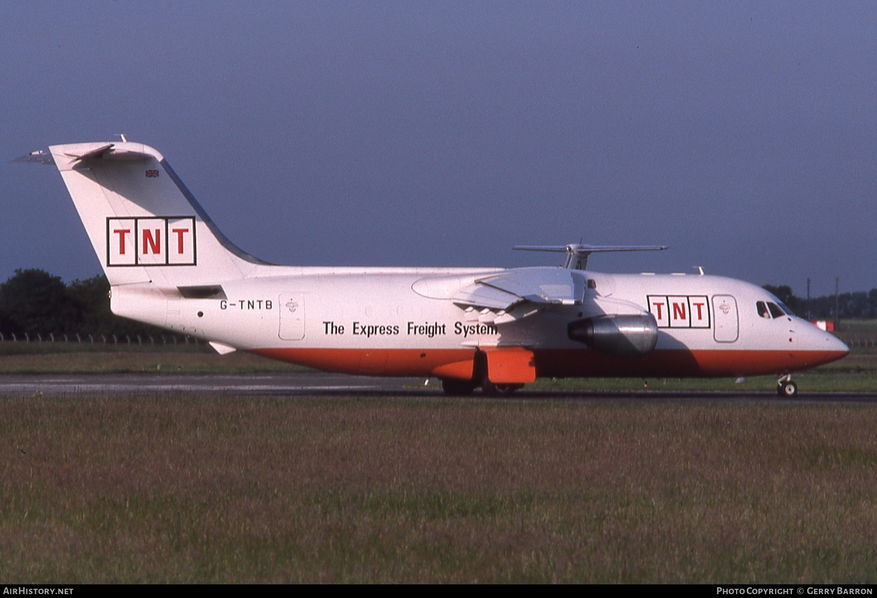 Aircraft Photo of G-TNTB | British Aerospace BAe-146-200QT Quiet Trader | TNT Express | AirHistory.net #638060