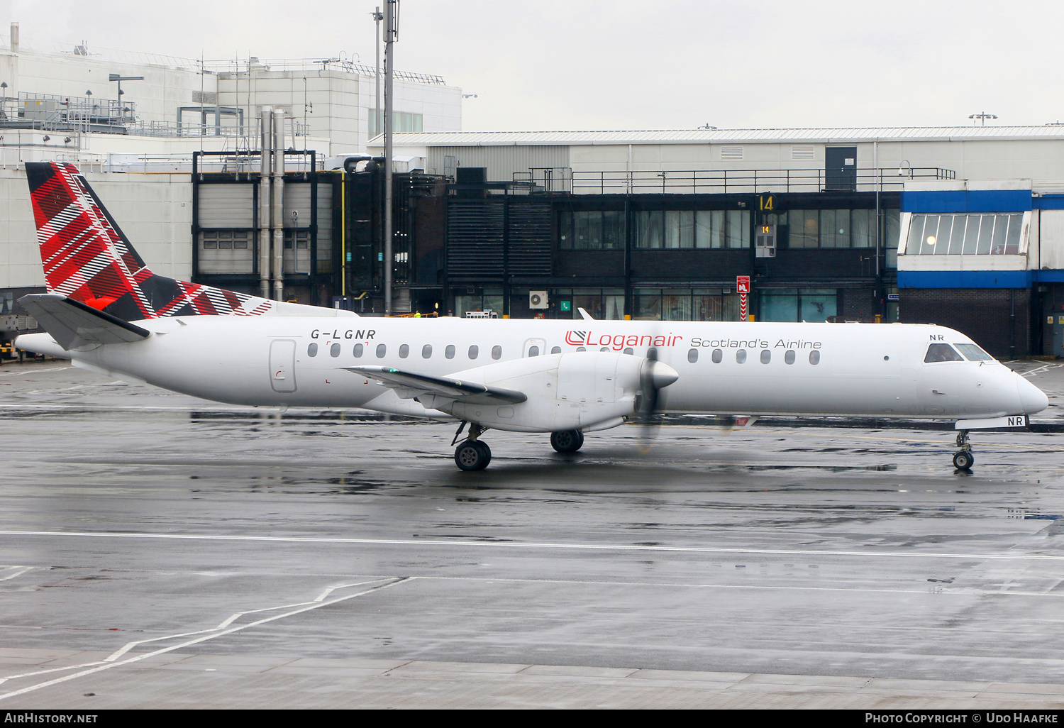 Aircraft Photo of G-LGNR | Saab 2000 | Loganair | AirHistory.net #638065