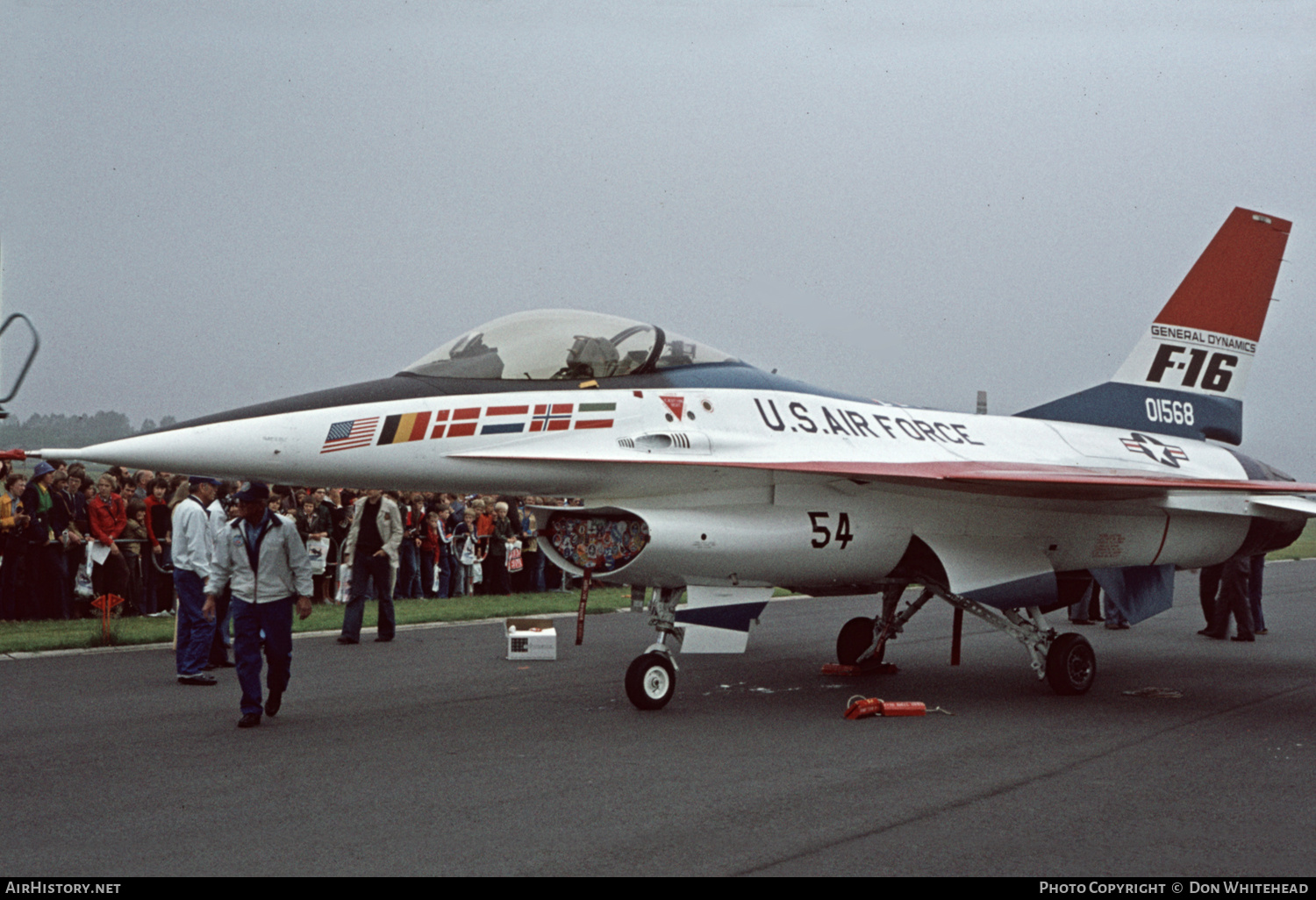 Aircraft Photo of 72-1568 / 01568 | General Dynamics YF-16A Fighting Falcon | USA - Air Force | AirHistory.net #638149