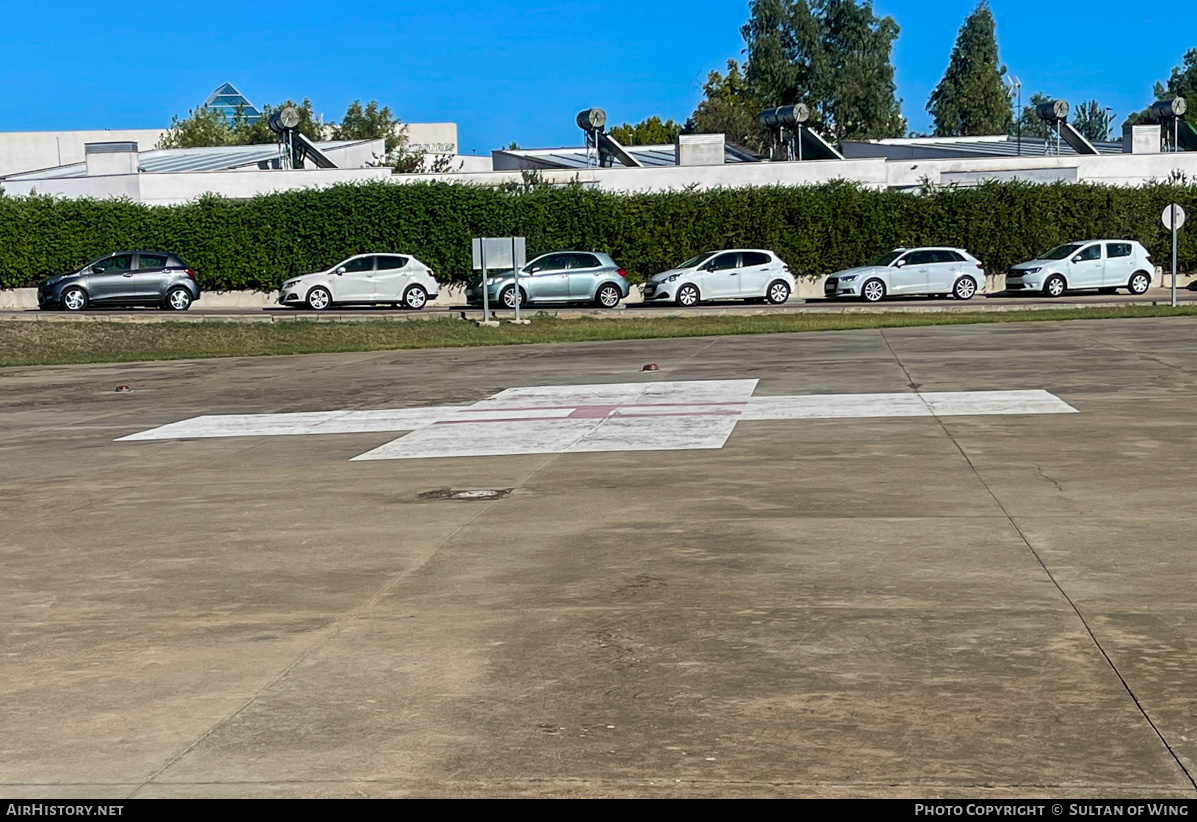 Airport photo of Badajoz - Hospital Universitario Infanta Cristina (LEBN) in Spain | AirHistory.net #638284