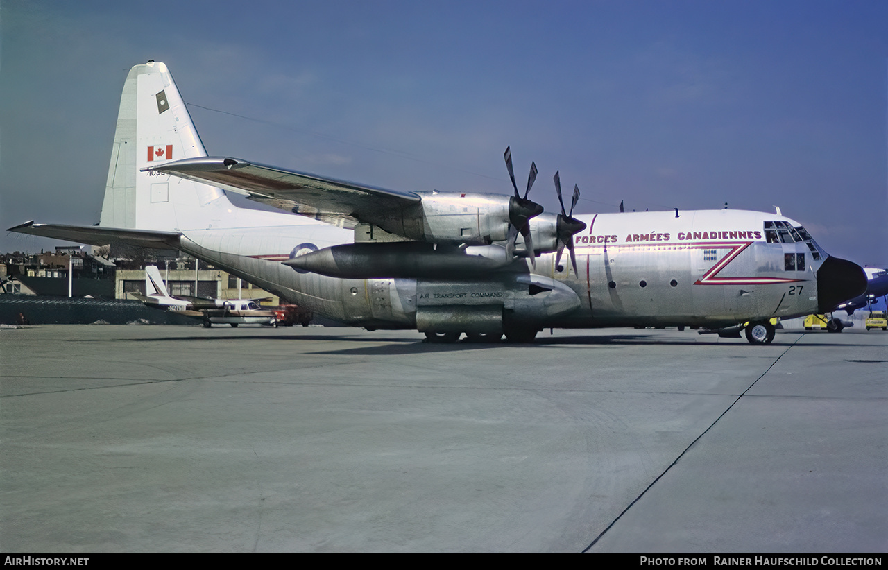 Aircraft Photo of 10327 | Lockheed C-130E Hercules (L-382) | Canada - Air Force | AirHistory.net #638321