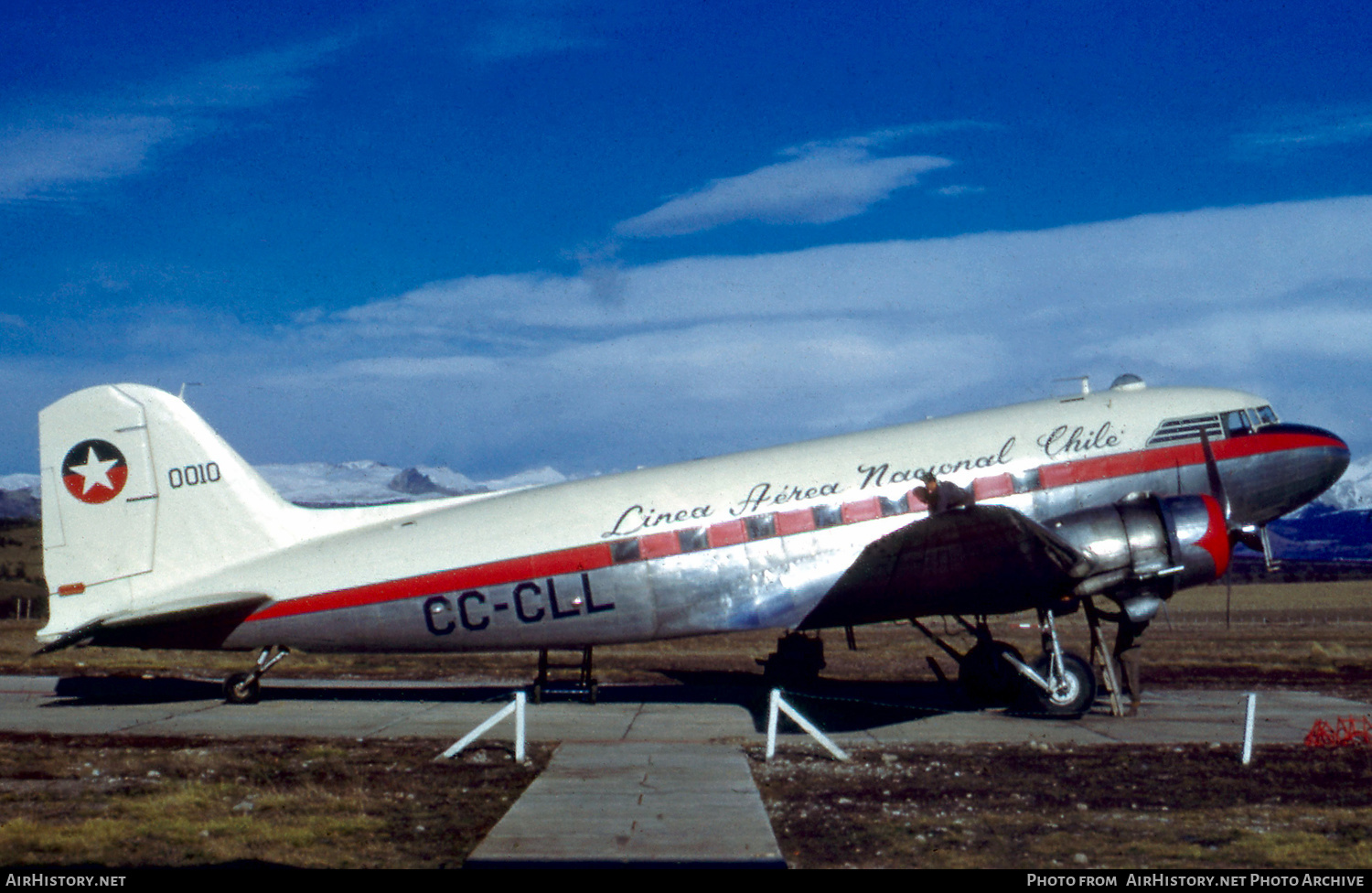 Aircraft Photo of CC-CLL | Douglas C-47B Dakota | LAN Chile - Línea Aérea Nacional | AirHistory.net #638371