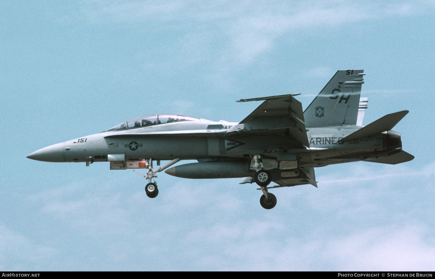 Aircraft Photo of 164019 | McDonnell Douglas F/A-18D Hornet | USA - Marines | AirHistory.net #638387