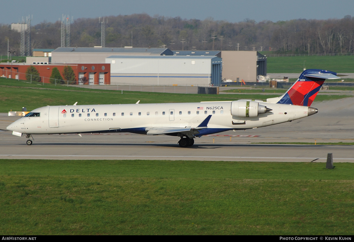 Aircraft Photo of N625CA | Bombardier CRJ-701ER (CL-600-2C10) | Delta Connection | AirHistory.net #638426