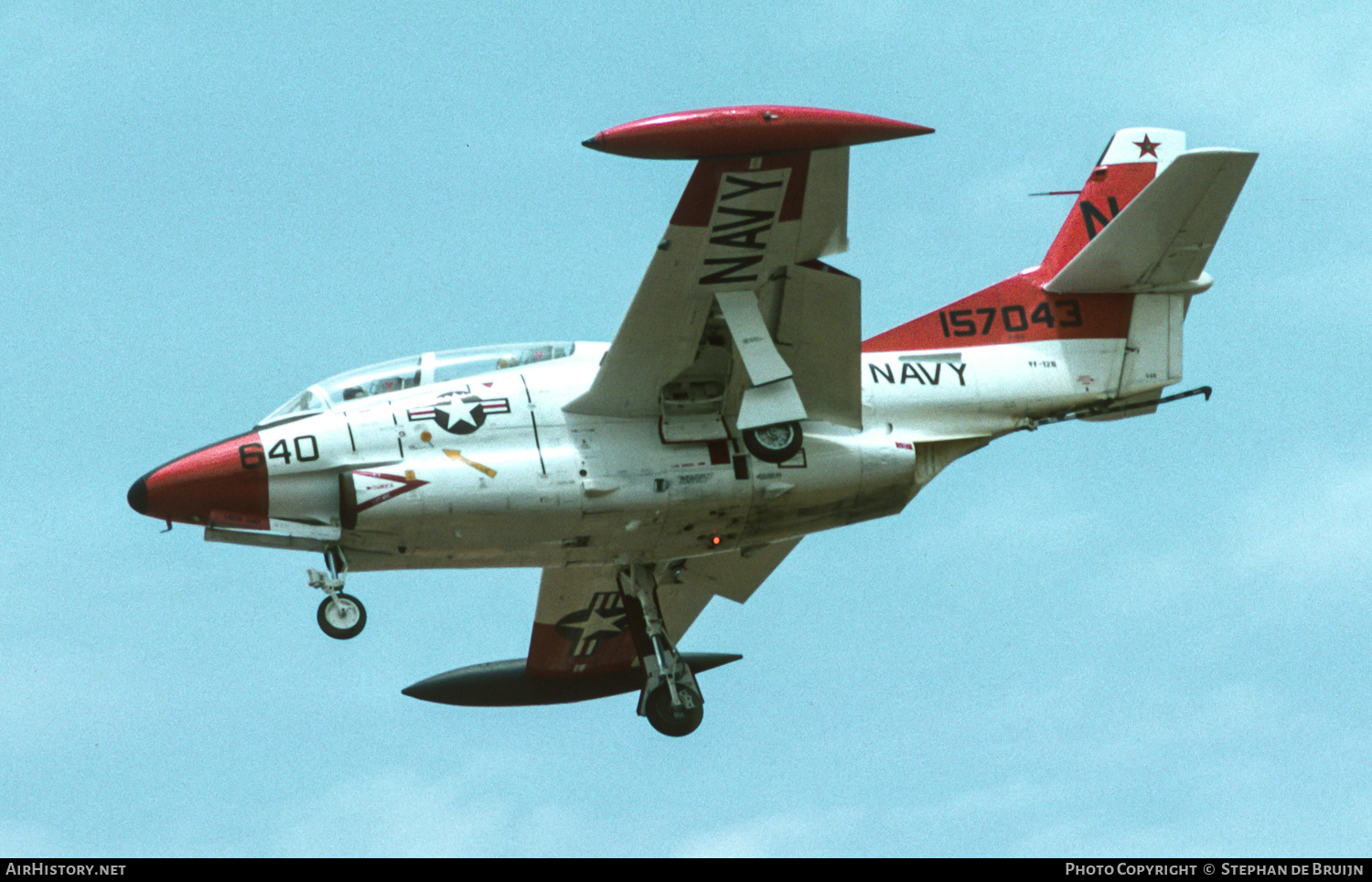 Aircraft Photo of 157043 | North American Rockwell T-2C Buckeye | USA - Navy | AirHistory.net #638493