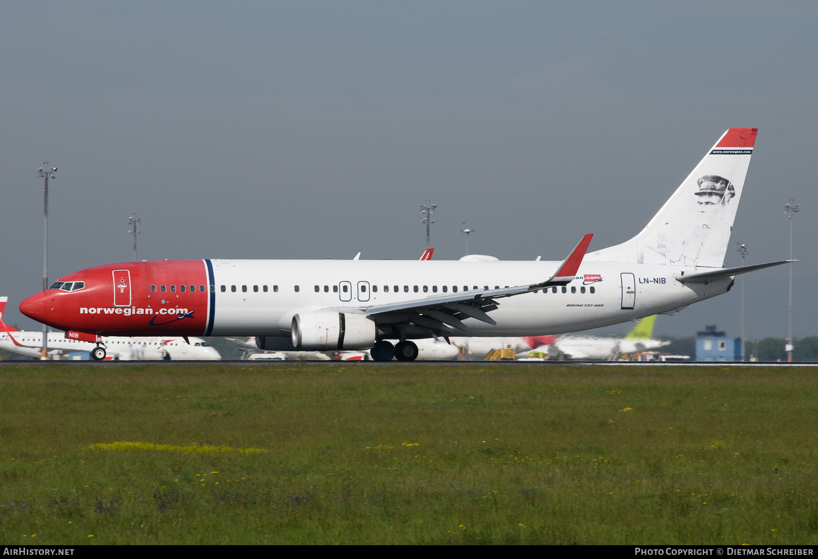Aircraft Photo of LN-NIB | Boeing 737-86J | Norwegian | AirHistory.net #638525