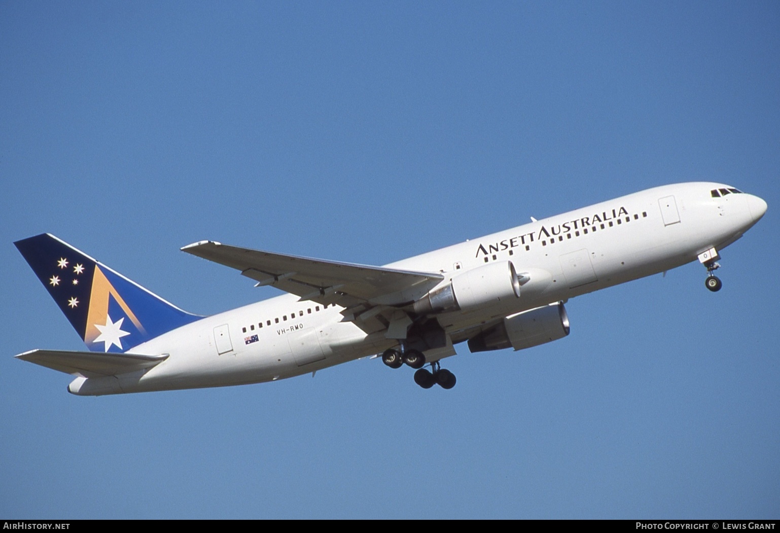 Aircraft Photo of VH-RMO | Boeing 767-204 | Ansett Australia | AirHistory.net #638591