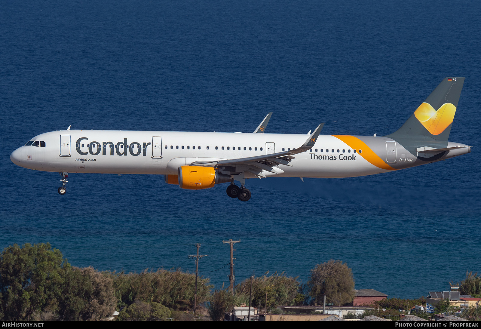 Aircraft Photo of D-AIAG | Airbus A321-211 | Condor Flugdienst | AirHistory.net #638604