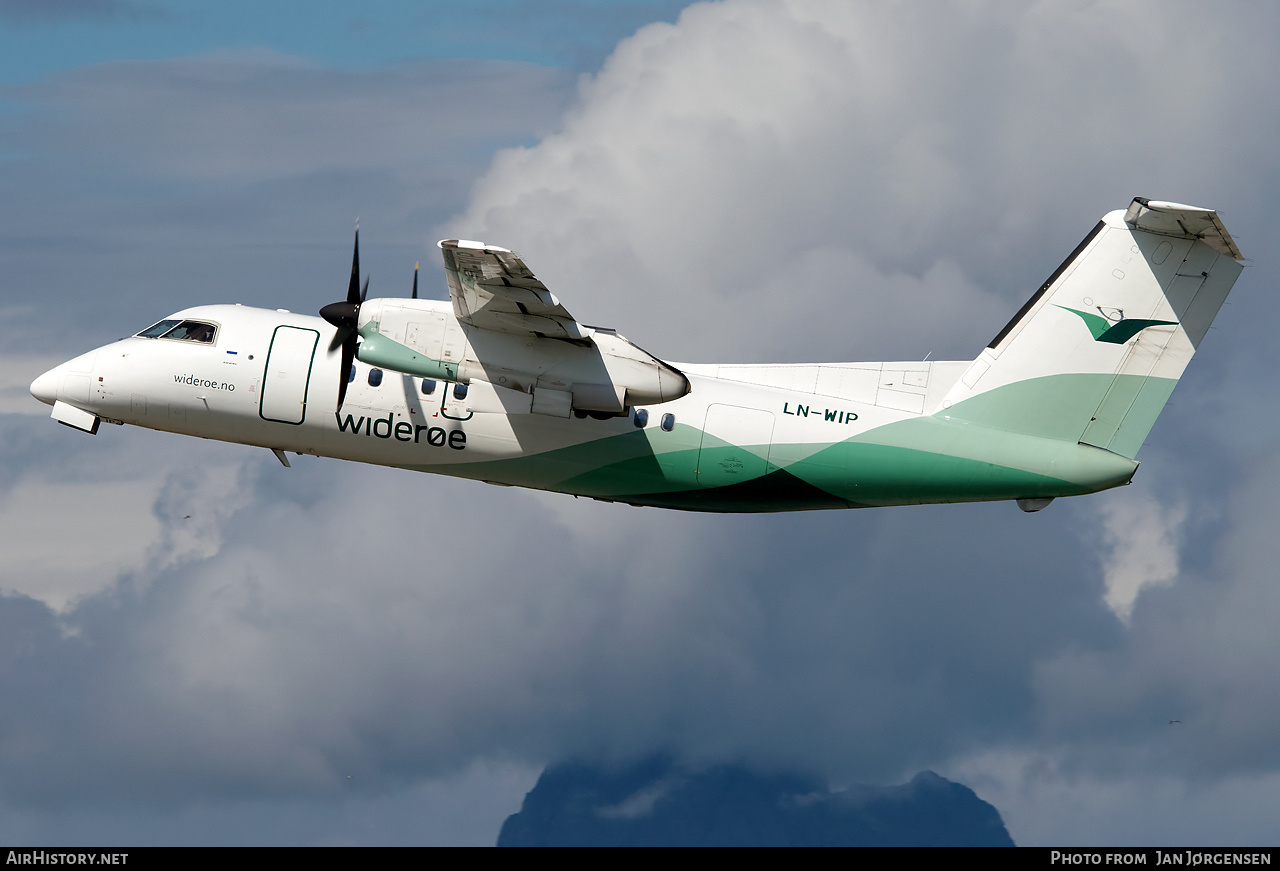 Aircraft Photo of LN-WIP | De Havilland Canada DHC-8-102 Dash 8 | Widerøe | AirHistory.net #638646