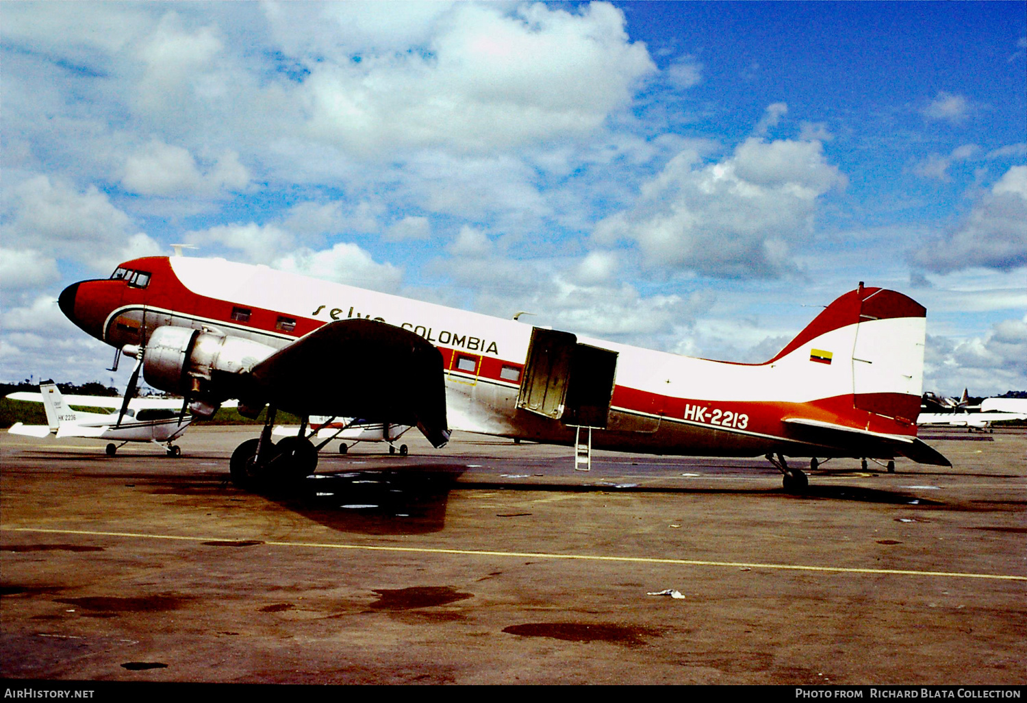 Aircraft Photo of HK-2213 | Douglas C-53D Skytrooper | SELVA - Servicios Aéreos del Vaupes | AirHistory.net #638656