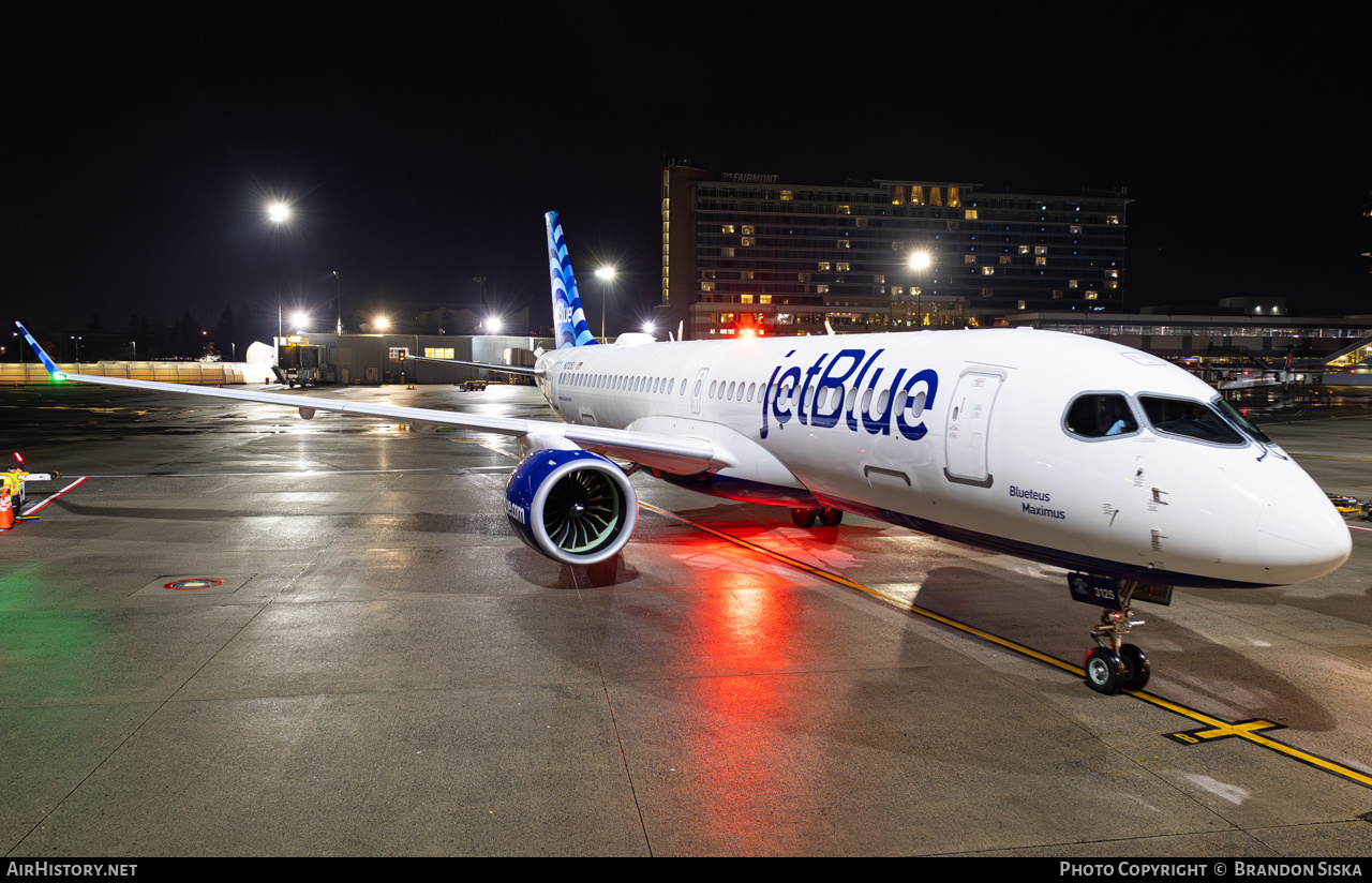 Aircraft Photo of N3125J | Bombardier CSeries CS300 (BD-500-1A11) | JetBlue Airways | AirHistory.net #638661