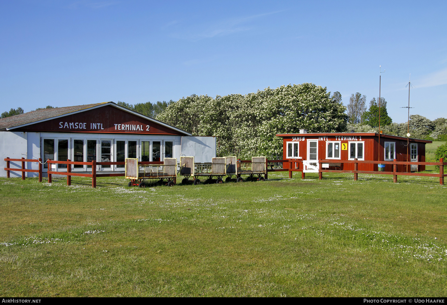 Airport photo of Samsø (EKSS) in Denmark | AirHistory.net #638713