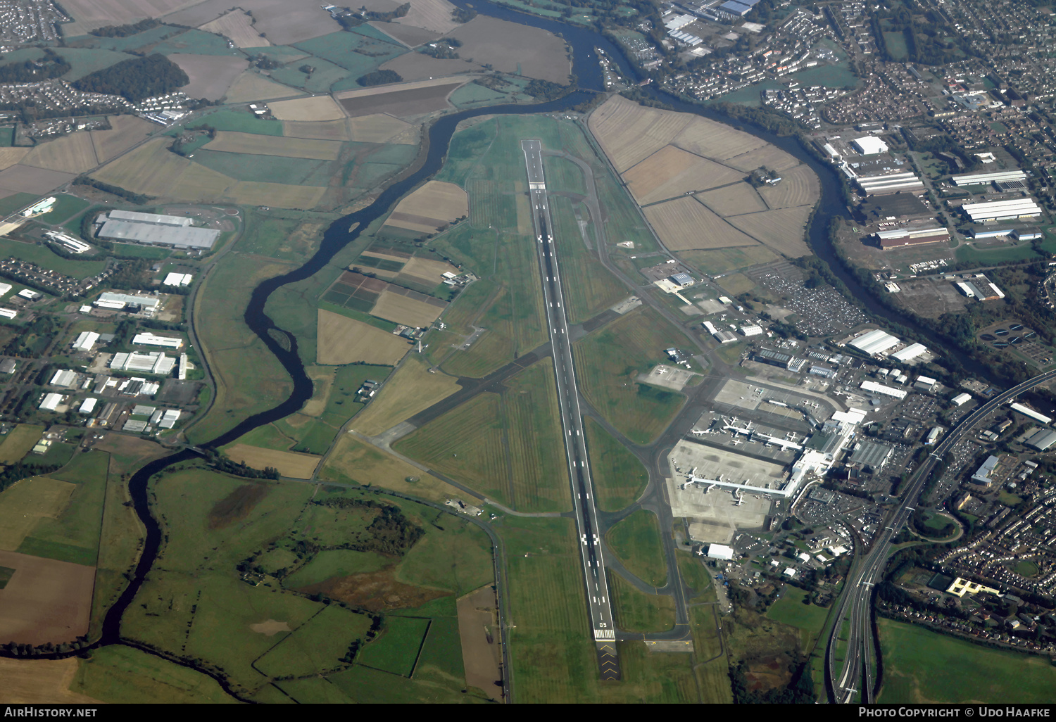 Airport photo of Glasgow - International (EGPF / GLA) in Scotland, United Kingdom | AirHistory.net #638715