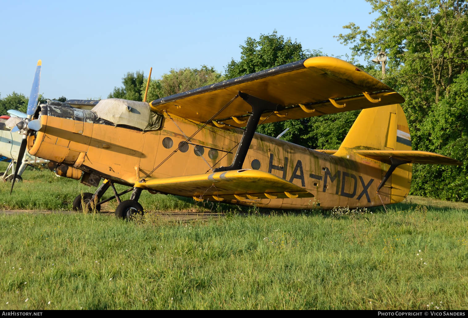 Aircraft Photo of HA-MDX | Antonov An-2R | AirHistory.net #638826