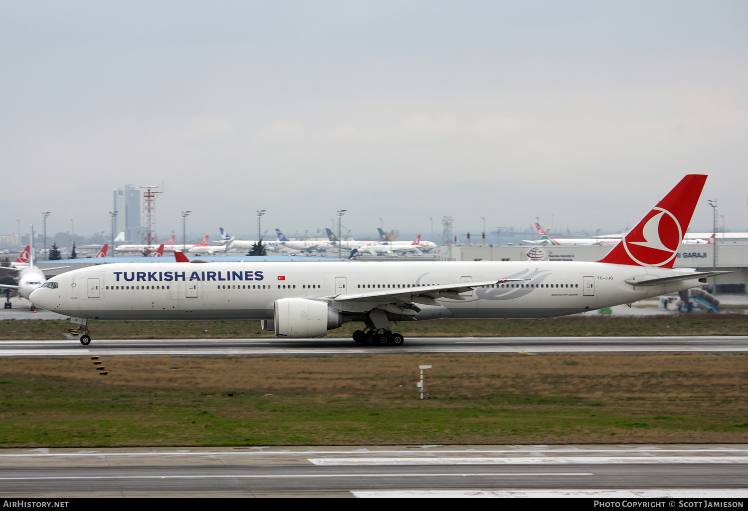 Aircraft Photo of TC-JJG | Boeing 777-3F2/ER | Turkish Airlines | AirHistory.net #638844