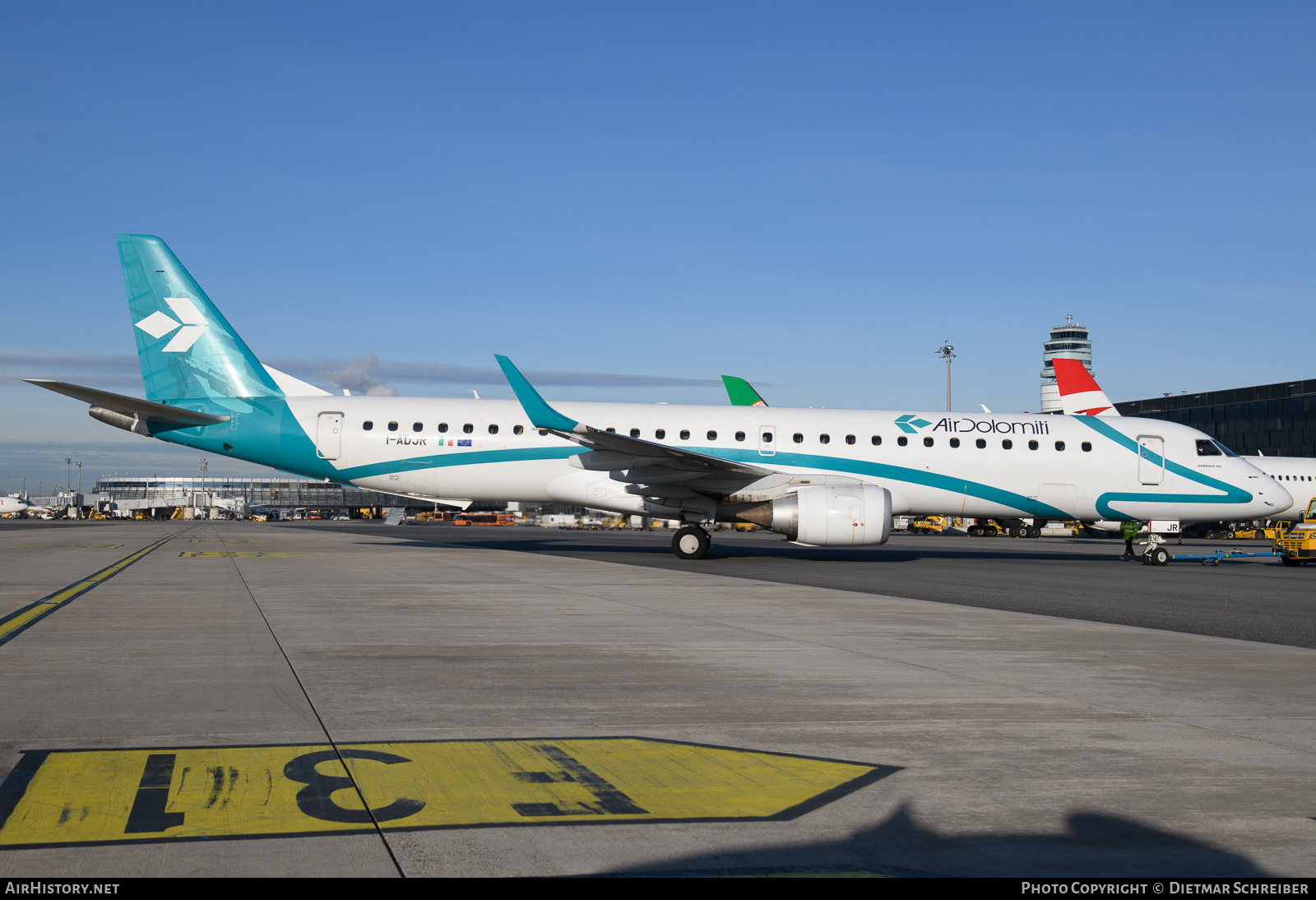 Aircraft Photo of I-ADJR | Embraer 195LR (ERJ-190-200LR) | Air Dolomiti | AirHistory.net #638848