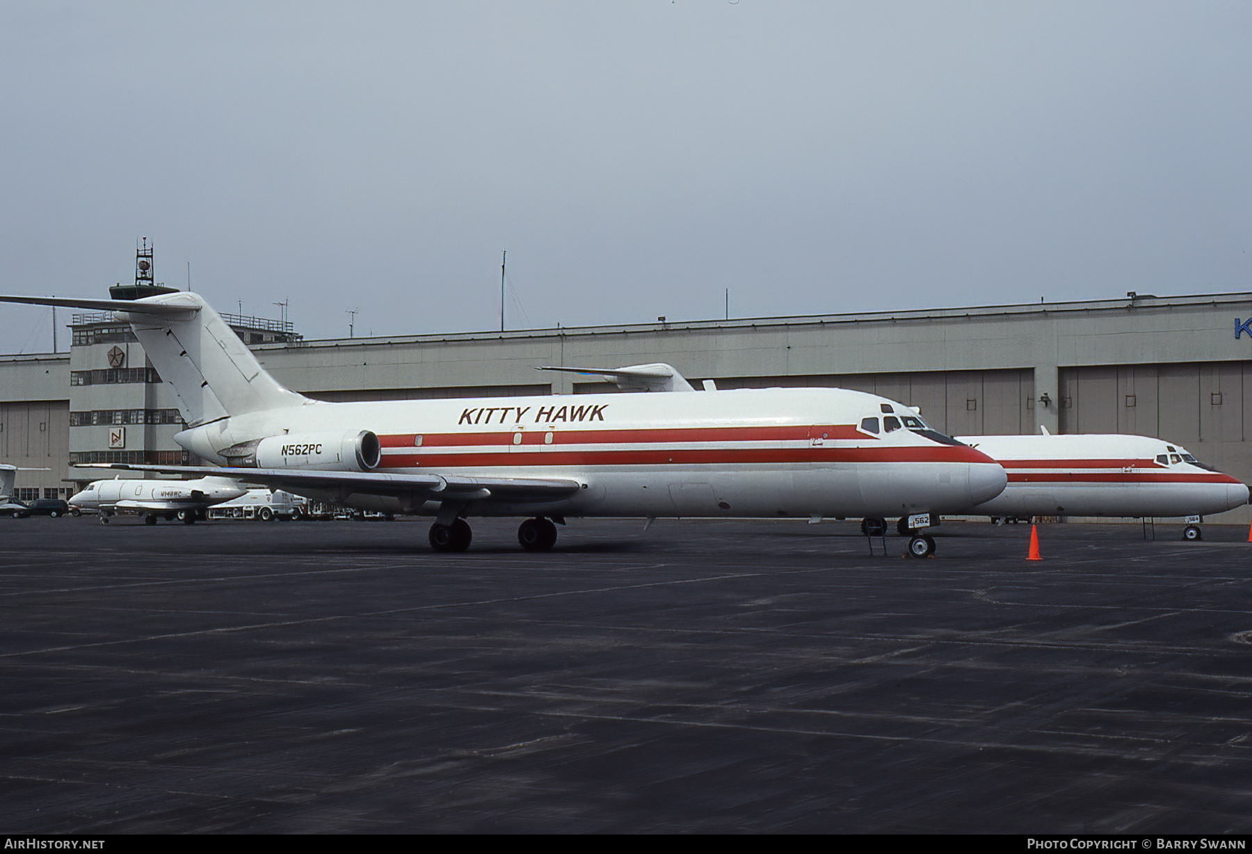 Aircraft Photo of N562PC | McDonnell Douglas DC-9-15RC | Kitty Hawk AirCargo - KHA | AirHistory.net #638935