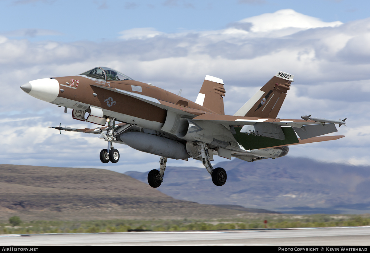 Aircraft Photo of 164646 | McDonnell Douglas F/A-18C Hornet | USA - Navy | AirHistory.net #638944