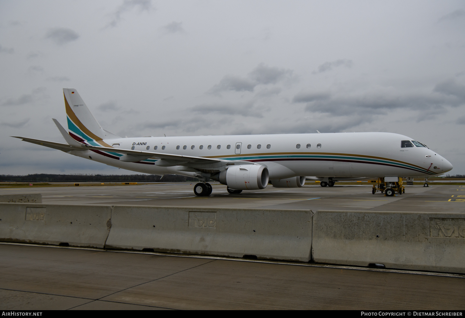 Aircraft Photo of D-ANNI | Embraer Lineage 1000E (ERJ-190-100ECJ) | AirHistory.net #638966