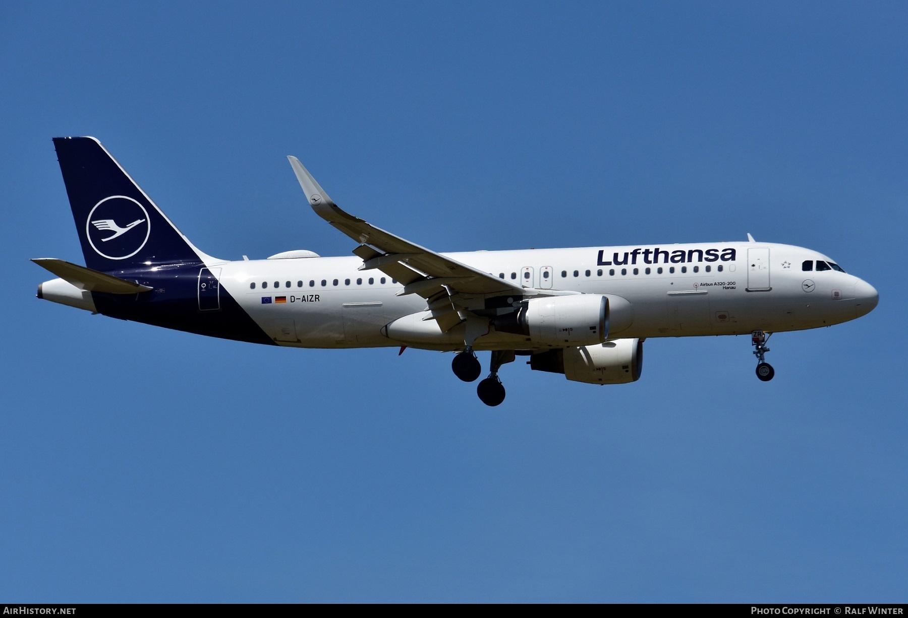 Aircraft Photo of D-AIZR | Airbus A320-214 | Lufthansa | AirHistory.net #639008