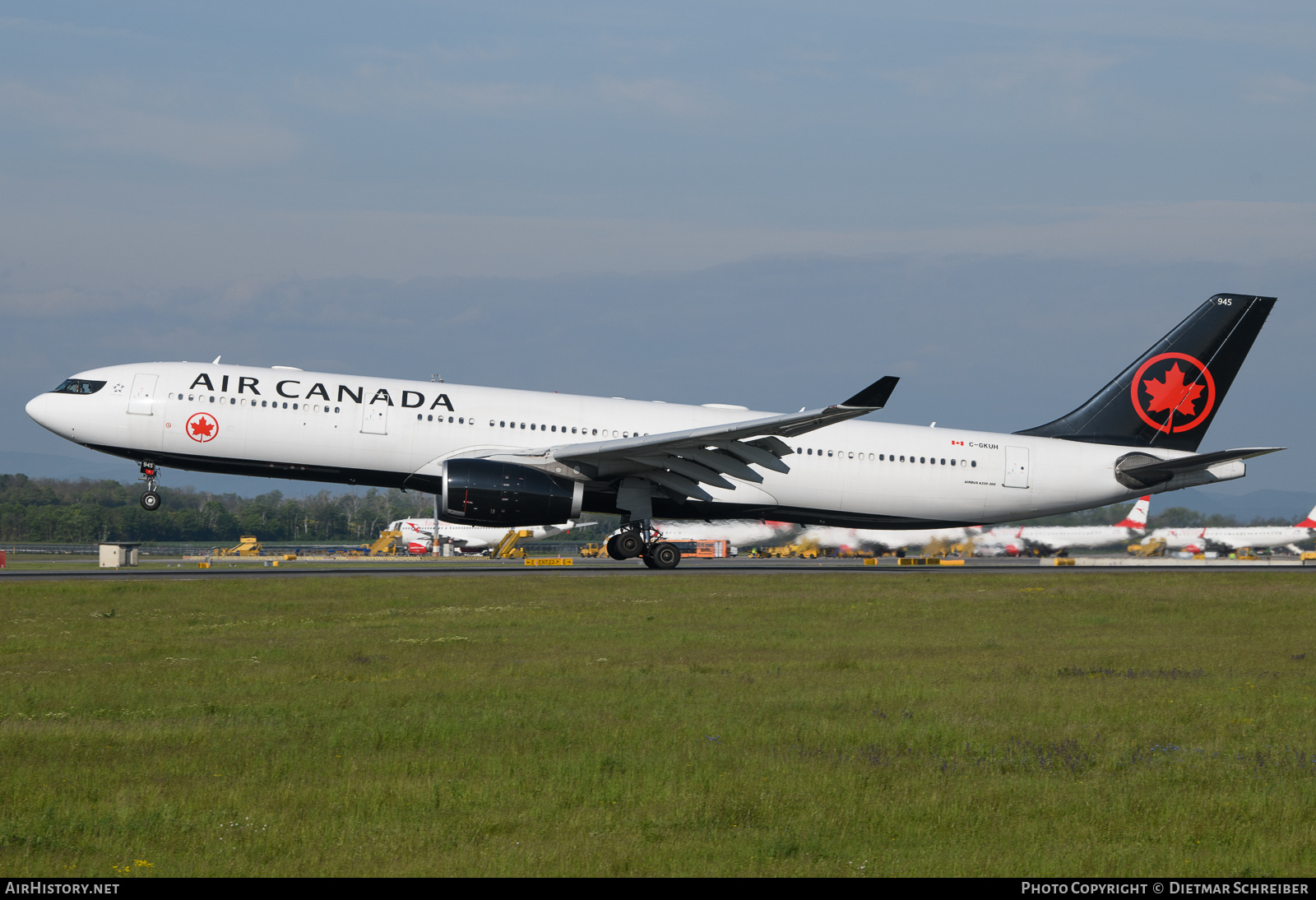 Aircraft Photo of C-GKUH | Airbus A330-343E | Air Canada | AirHistory.net #639030