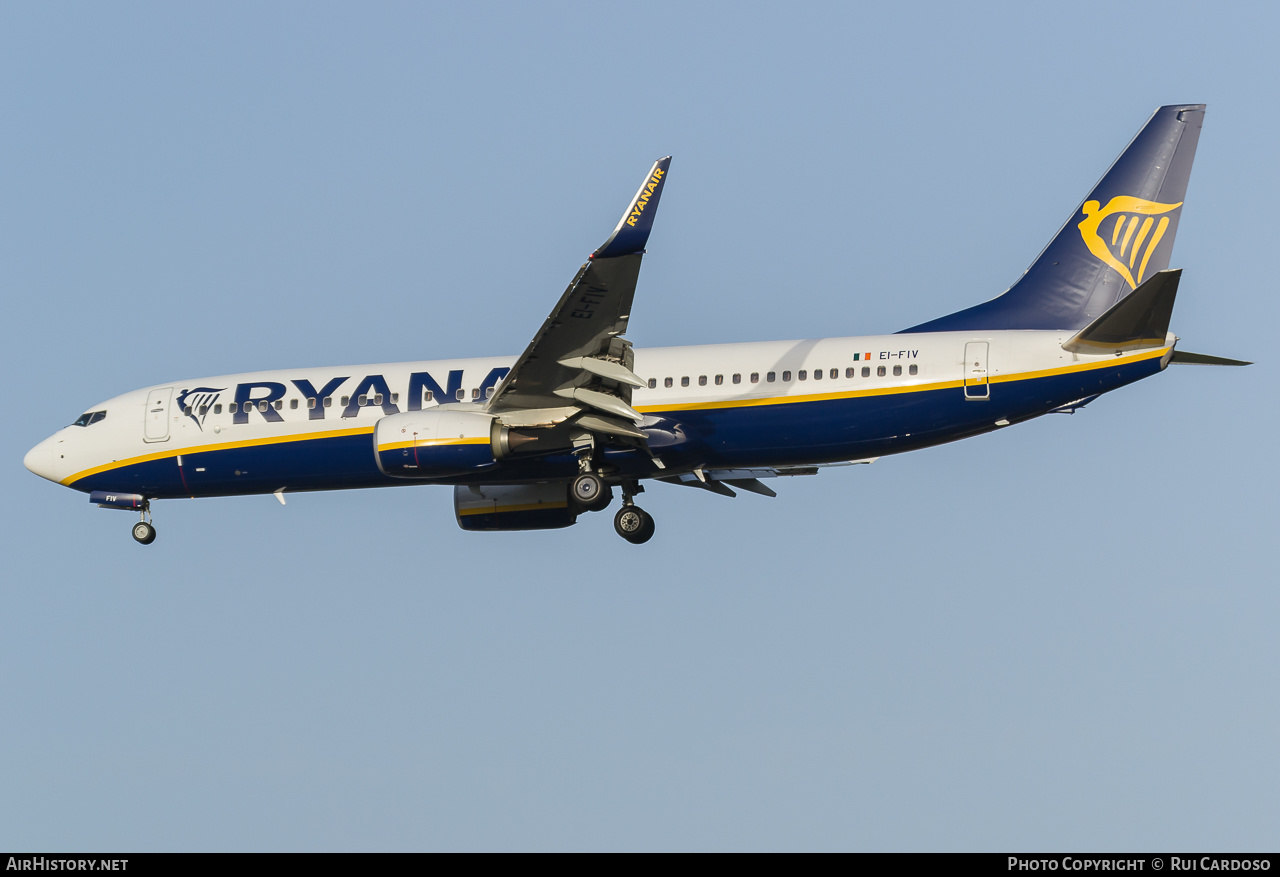 Aircraft Photo of EI-FIV | Boeing 737-8AS | Ryanair | AirHistory.net #639060
