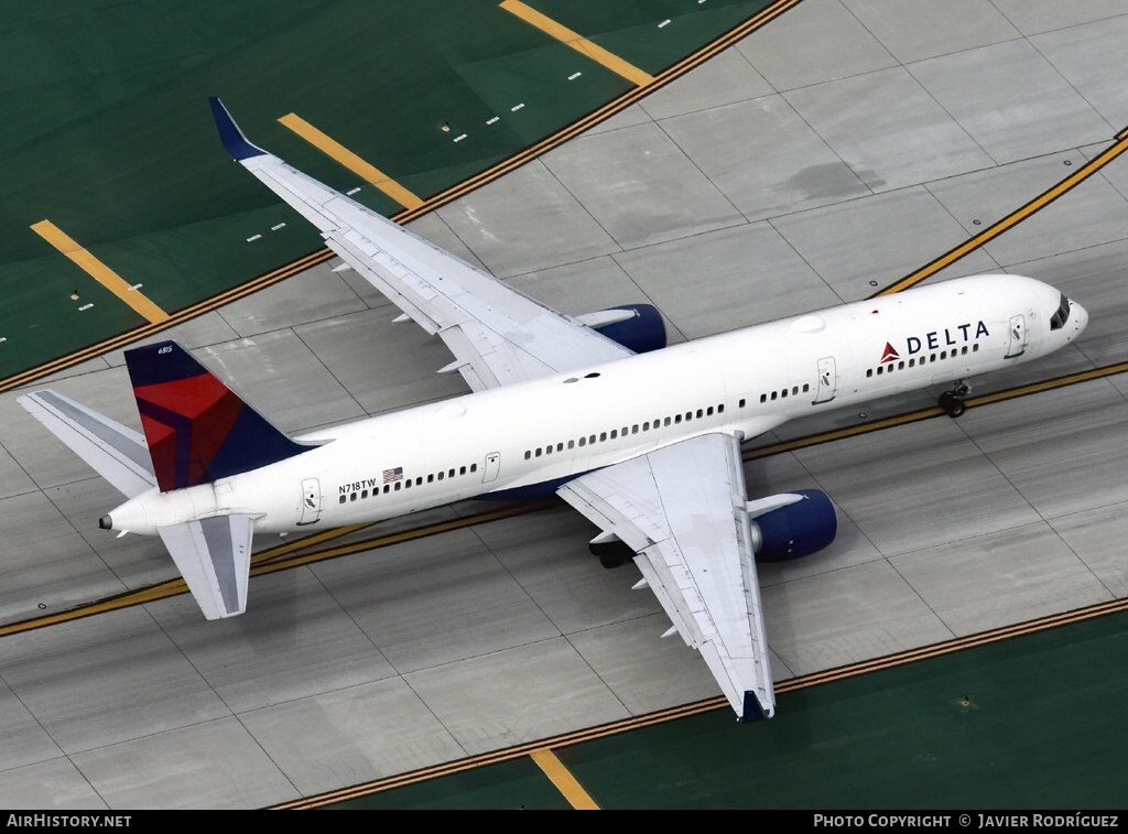Aircraft Photo of N718TW | Boeing 757-231 | Delta Air Lines | AirHistory.net #639078