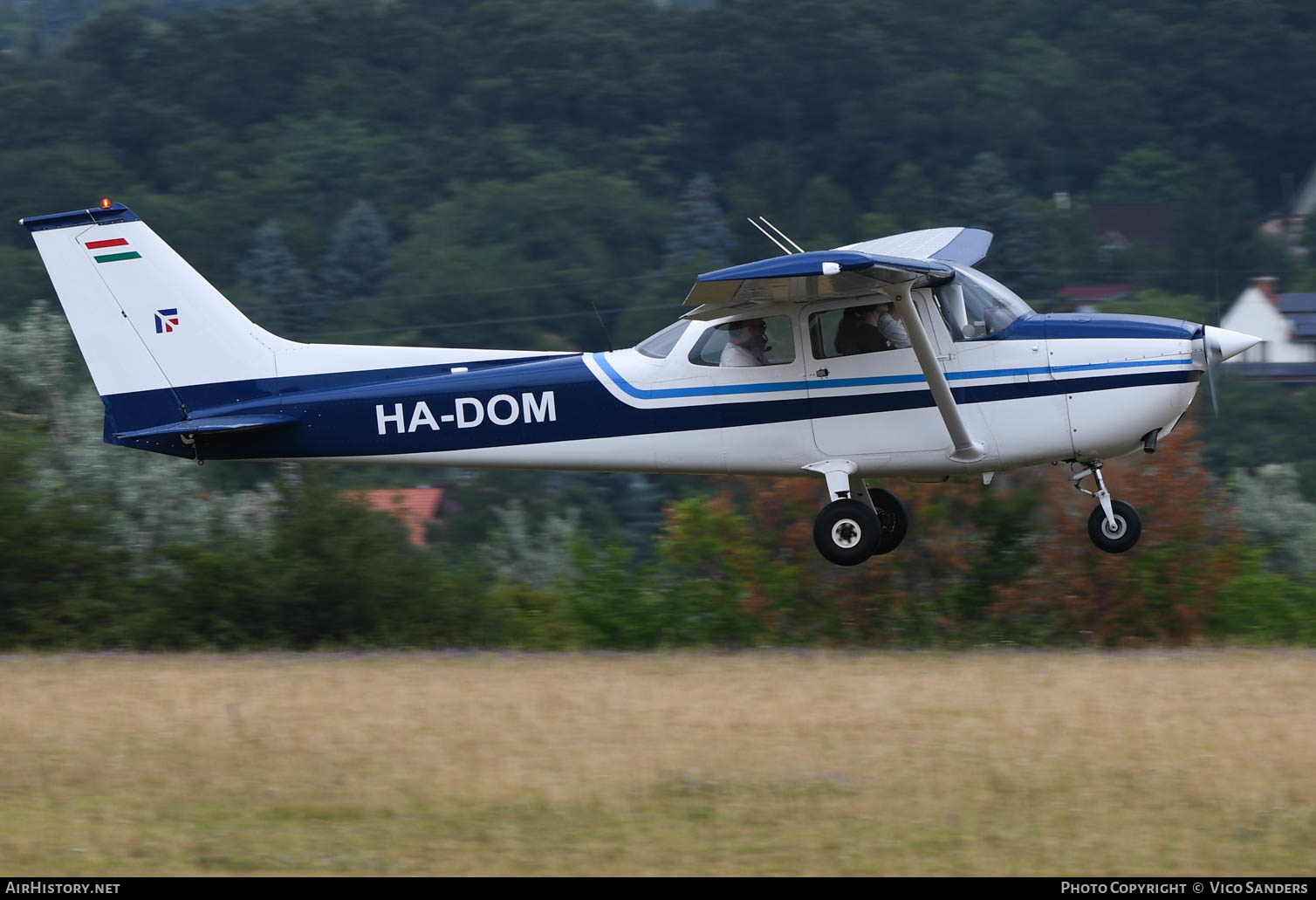 Aircraft Photo of HA-DOM | Reims F172M Skyhawk | AirHistory.net #639103