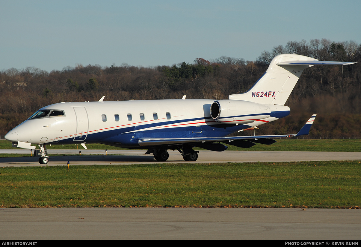 Aircraft Photo of N524FX | Bombardier Challenger 300 (BD-100-1A10) | AirHistory.net #639158
