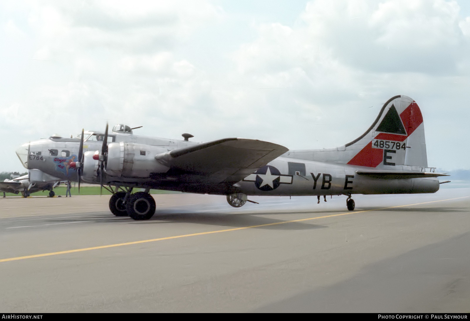 Aircraft Photo of G-BEDF / 485784 | Boeing B-17G Flying Fortress | USA - Air Force | AirHistory.net #639192