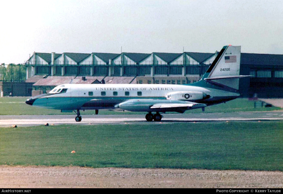 Aircraft Photo of 62-4200 / 24200 | Lockheed VC-140B JetStar | USA - Air Force | AirHistory.net #639209