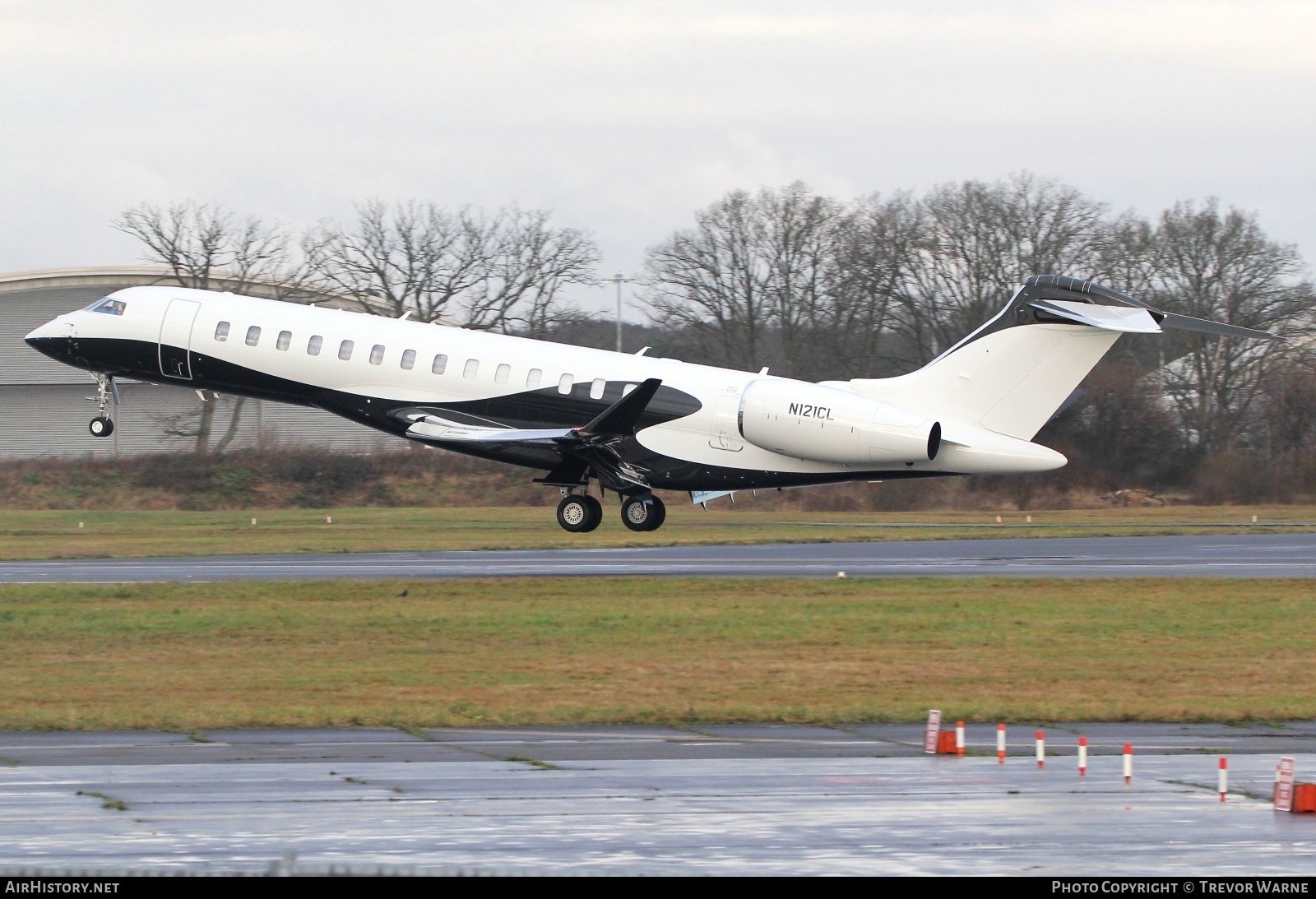 Aircraft Photo of N121CL | Bombardier Global 7500 (BD-700-2A12) | AirHistory.net #639253