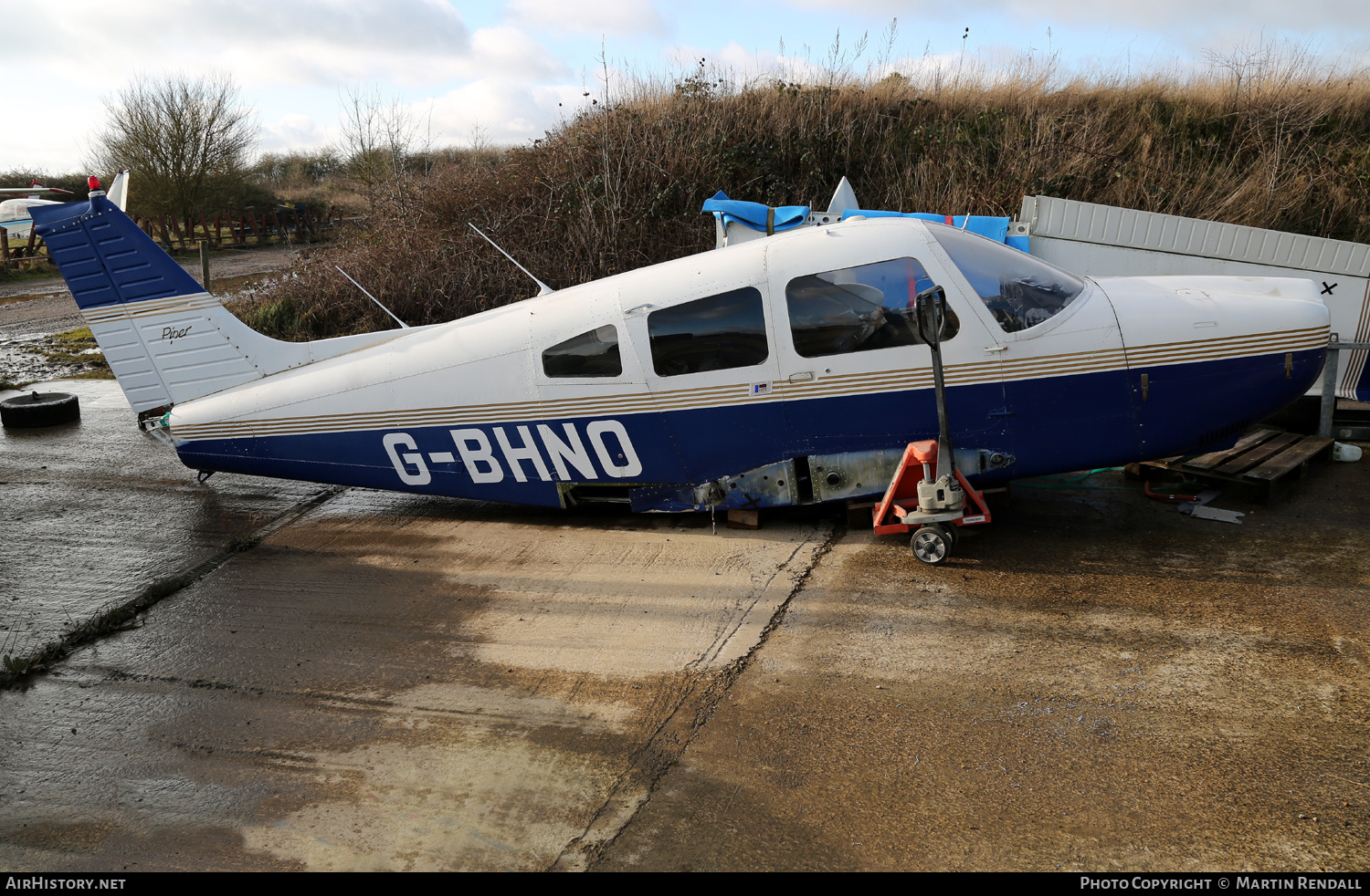 Aircraft Photo of G-BHNO | Piper PA-28-181 Cherokee Archer II | AirHistory.net #639304