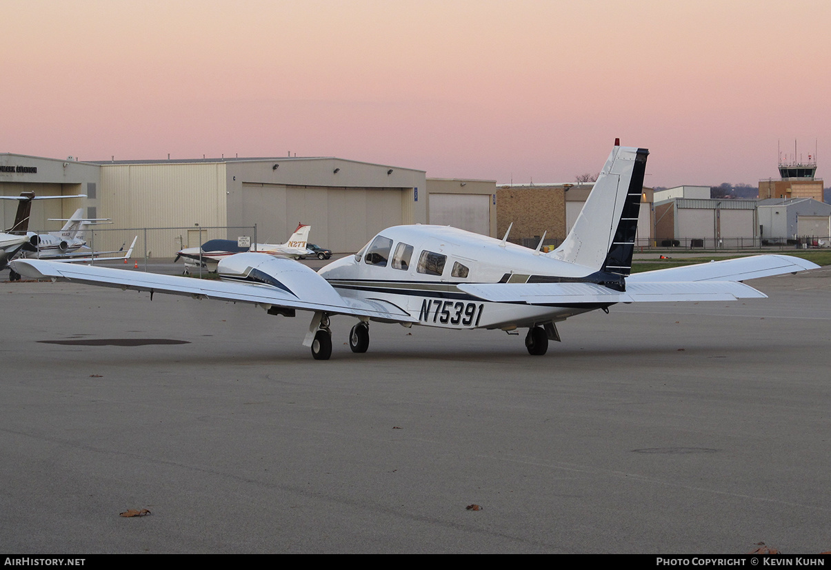 Aircraft Photo of N75391 | Piper PA-34-200T Seneca II | AirHistory.net #639380