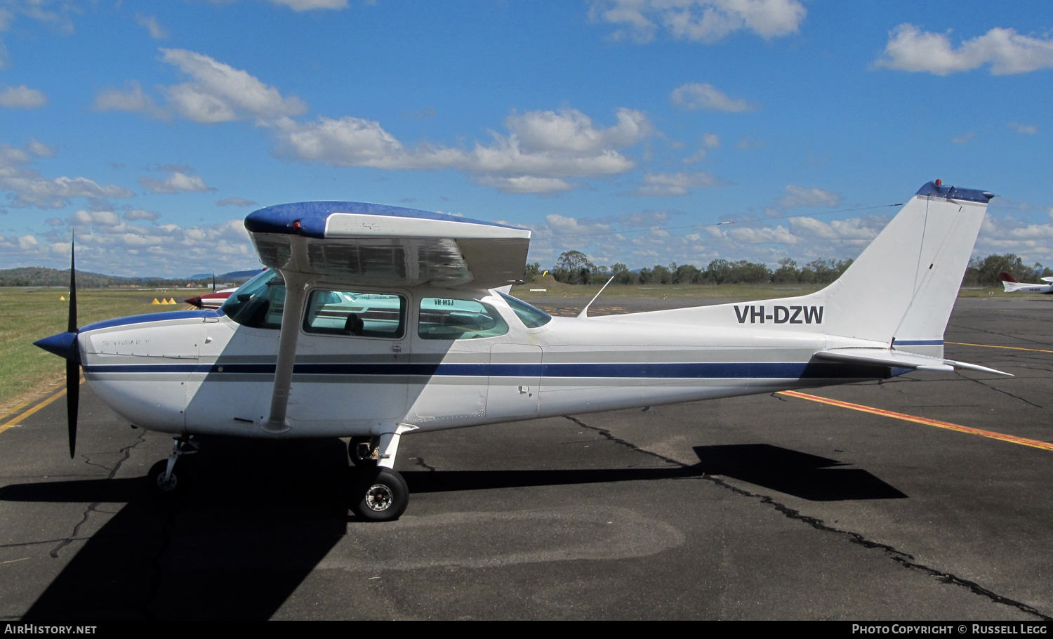 Aircraft Photo of VH-DZW | Cessna 172N Skyhawk | AirHistory.net #639383