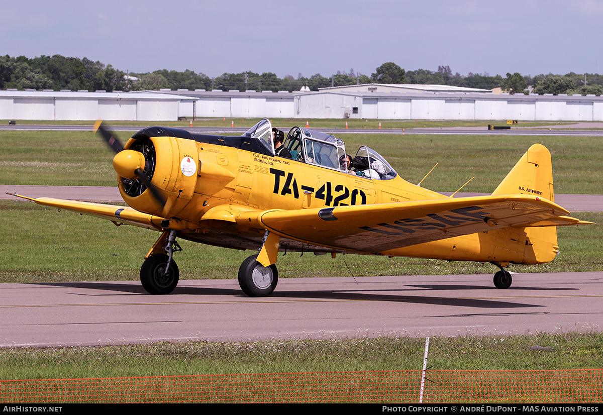 Aircraft Photo of N1046Y / 20420 | North American T-6J Harvard Mk IV | USA - Air Force | AirHistory.net #639393