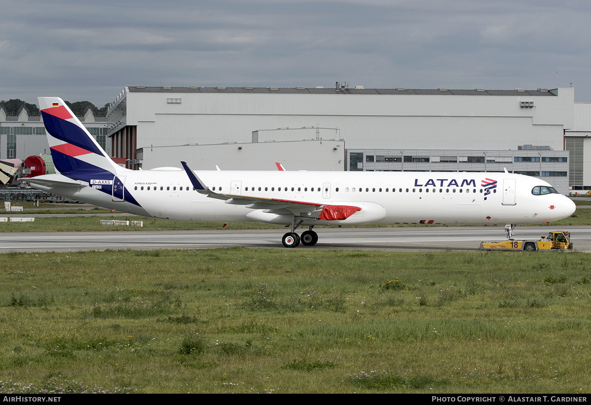 Aircraft Photo of D-AXXS | Airbus A321-271NX | LATAM Airlines | AirHistory.net #639445