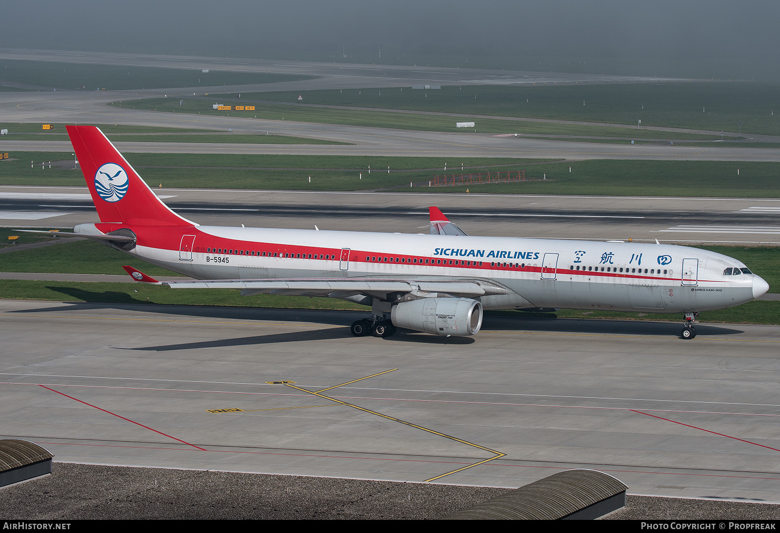 Aircraft Photo of B-5945 | Airbus A330-343E | Sichuan Airlines | AirHistory.net #639462