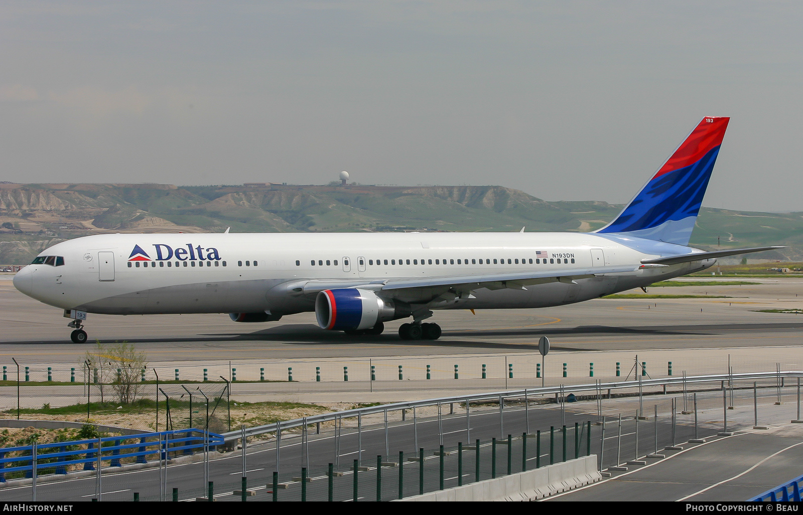 Aircraft Photo of N193DN | Boeing 767-332/ER | Delta Air Lines | AirHistory.net #639495