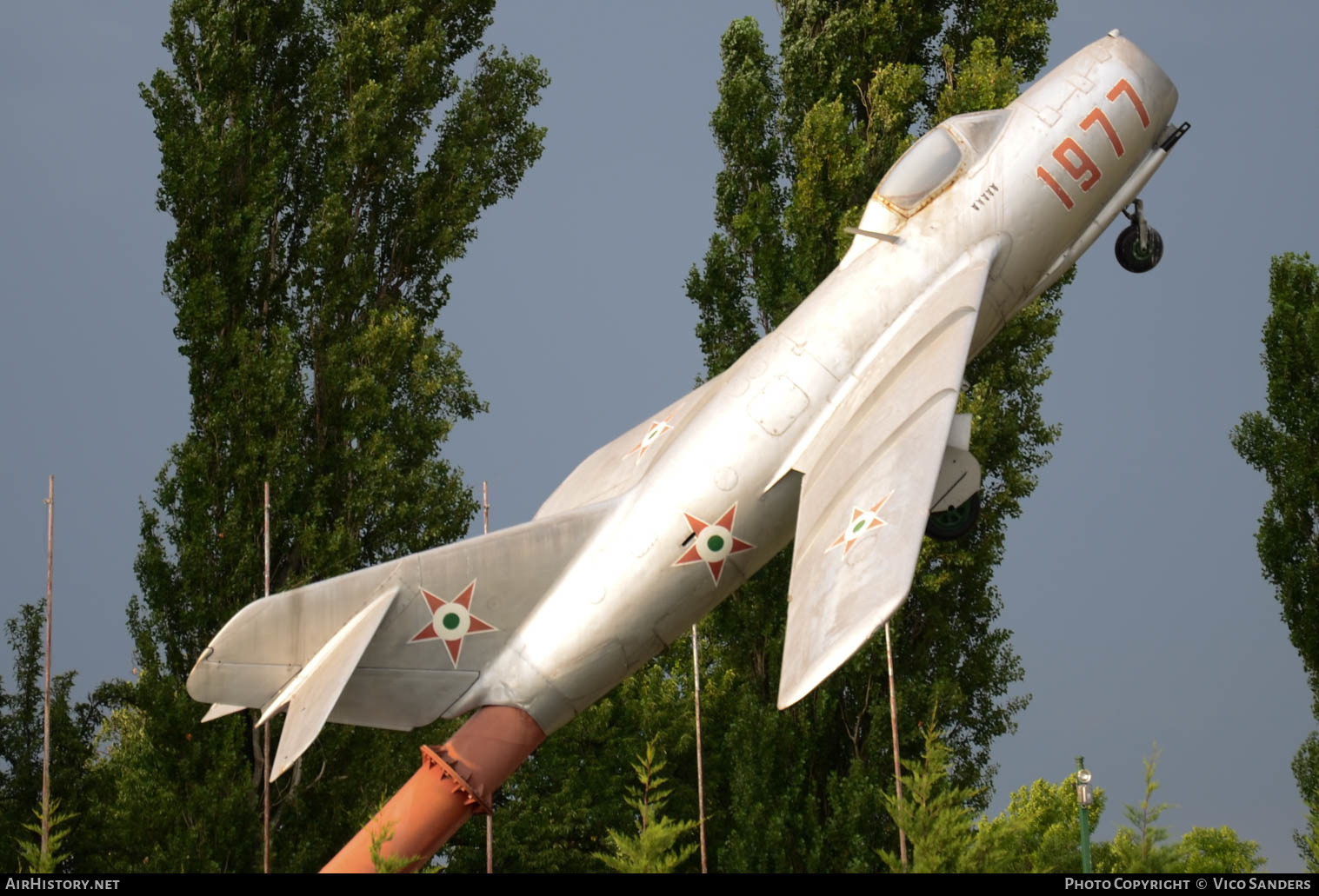 Aircraft Photo of 1977 | Mikoyan-Gurevich MiG-15bis | Hungary - Air Force | AirHistory.net #639505