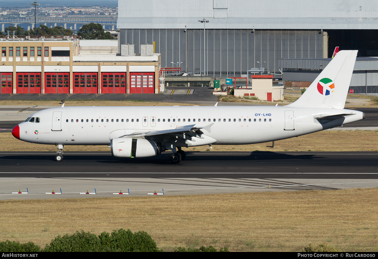 Aircraft Photo of OY-LHD | Airbus A320-231 | Danish Air Transport - DAT | AirHistory.net #639522