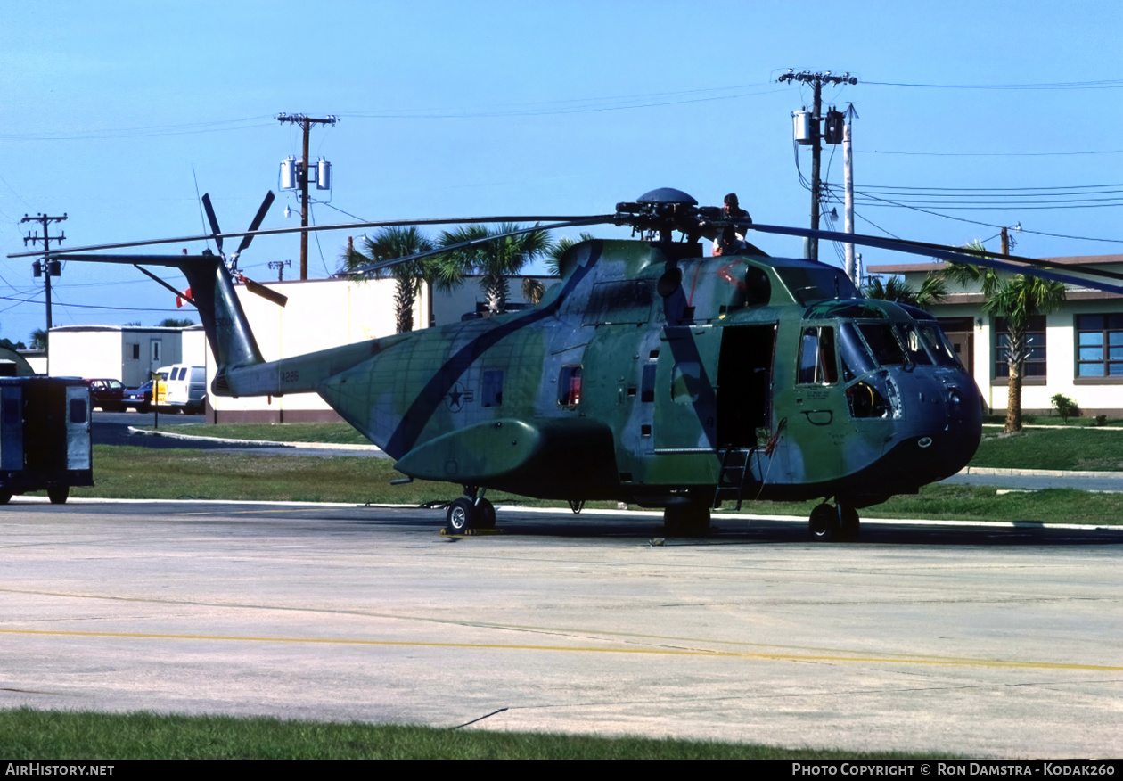Aircraft Photo of 64-14226 | Sikorsky HH-3E Jolly Green Giant (S-61R) | USA - Air Force | AirHistory.net #639538