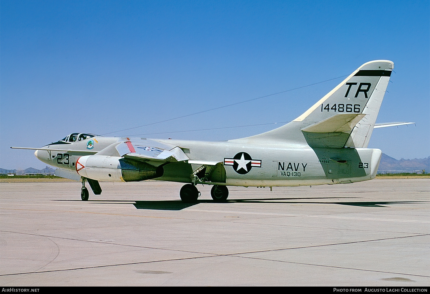 Aircraft Photo of 144866 | Douglas TA-3B Skywarrior | USA - Navy | AirHistory.net #639569