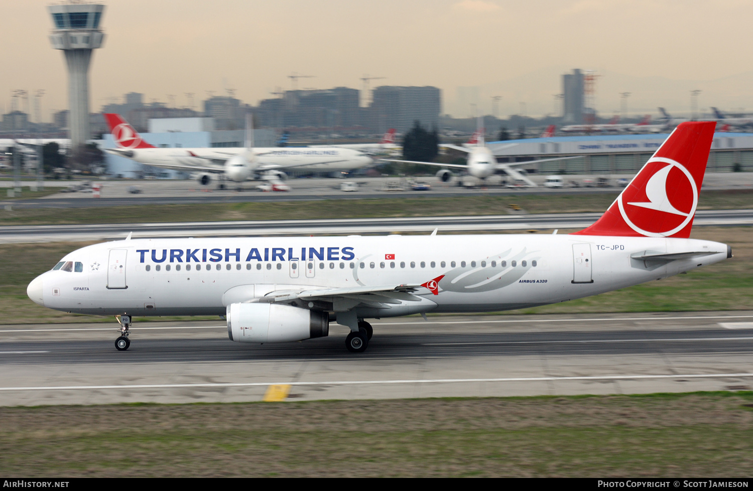 Aircraft Photo of TC-JPD | Airbus A320-232 | Turkish Airlines | AirHistory.net #639633